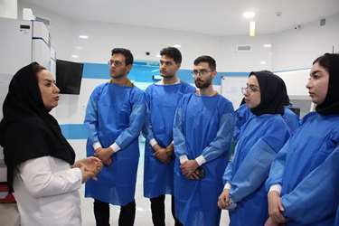 بازدید علمی دانشجویان دانشگاه علوم پزشکی جهرم از مرکز IVF