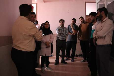 بازدید معاون فرهنگی دانشجویی دانشگاه علوم پزشکی جهرم و هیئت همراه از سراهای دانشجویی سطح شهر 